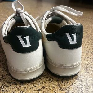 Vuori Sneakers in White and Dark Green